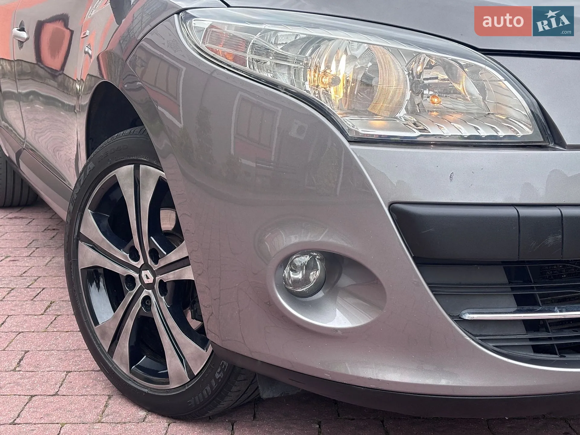 2011 Renault Megane - мініатюра 43