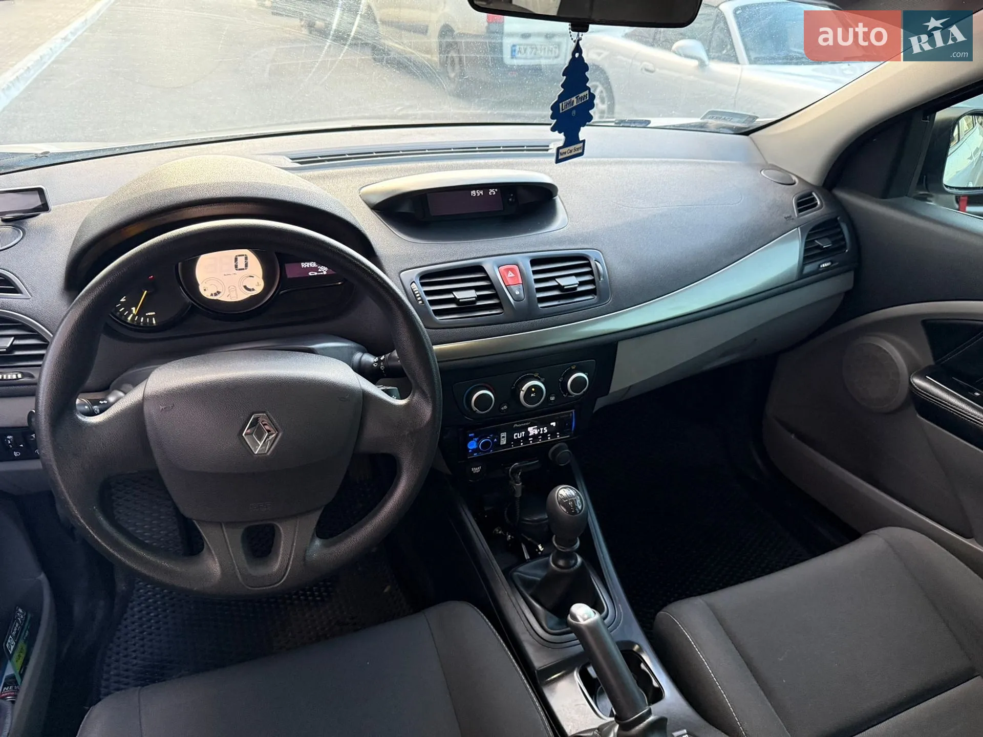 2010 Renault Megane - мініатюра 15