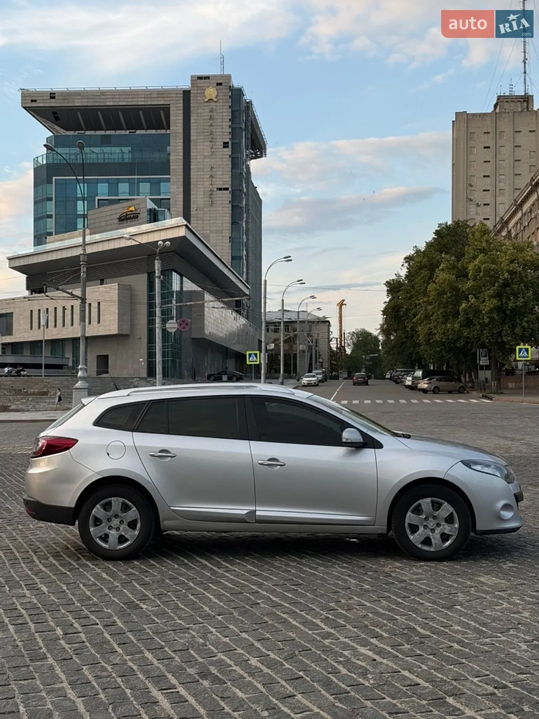 2010 Renault Megane - мініатюра 21