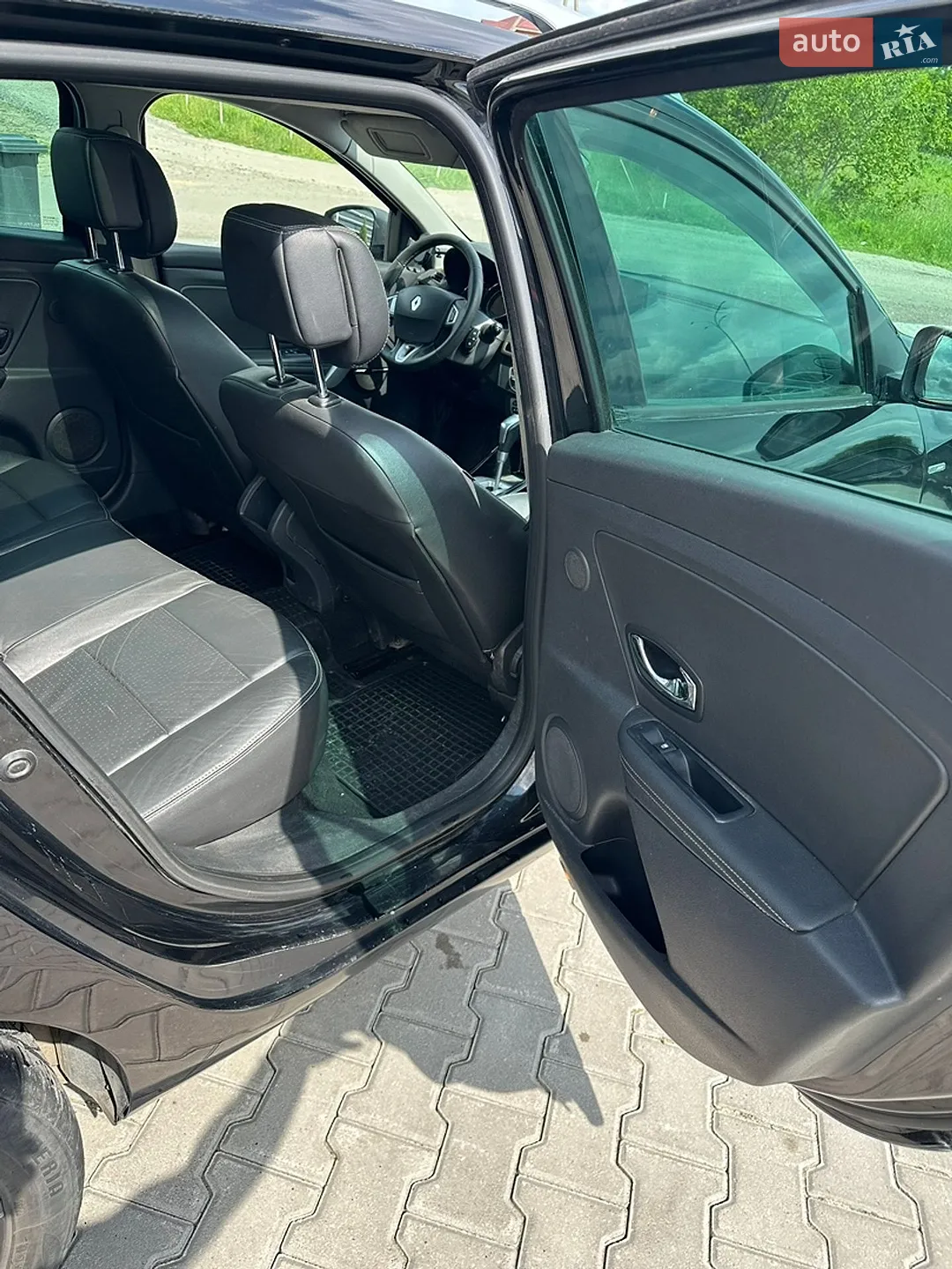 2012 Renault Megane - мініатюра 10