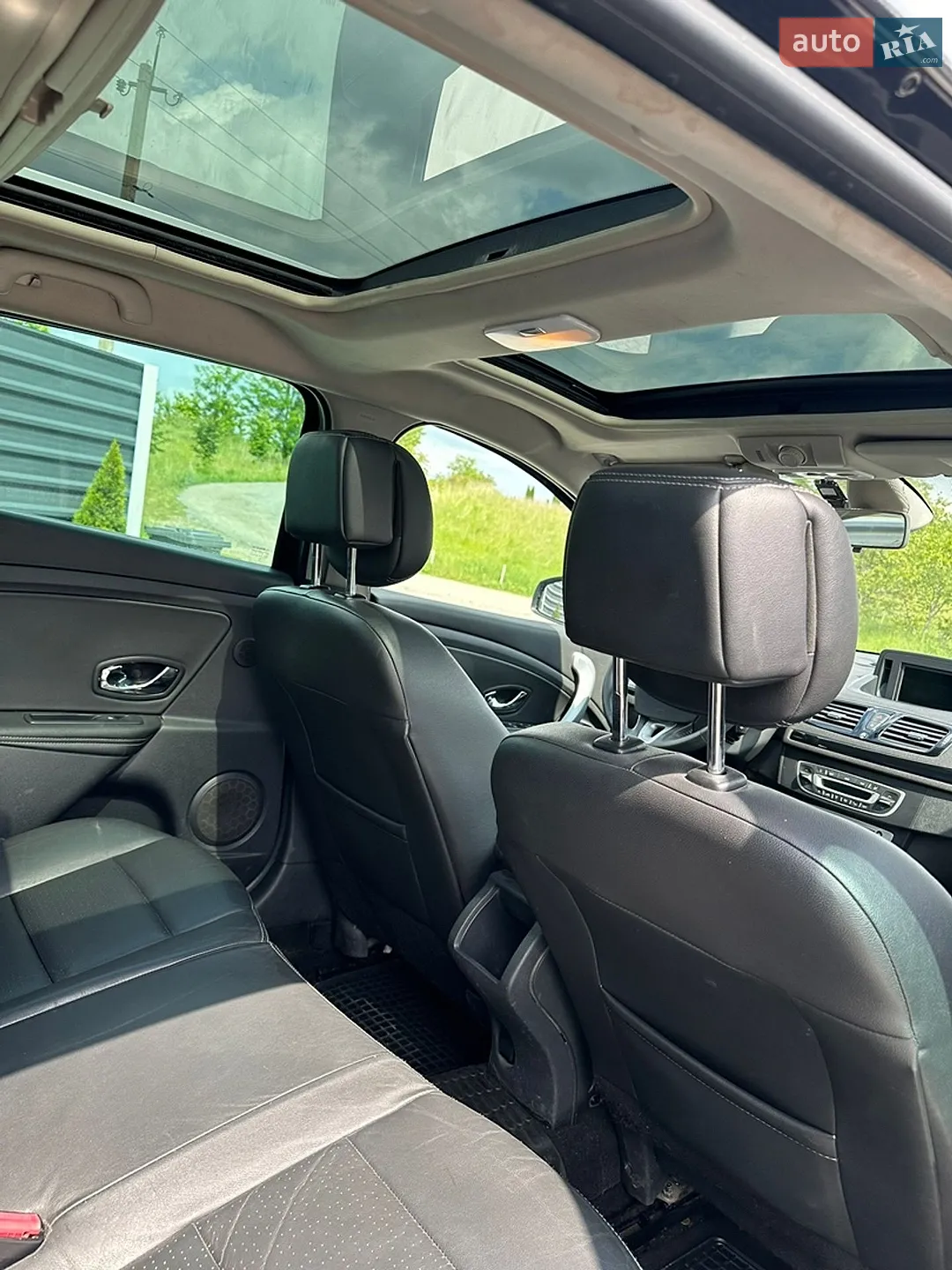 2012 Renault Megane - мініатюра 12