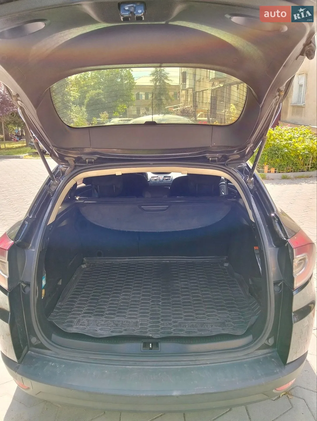 2010 Renault Megane - мініатюра 5