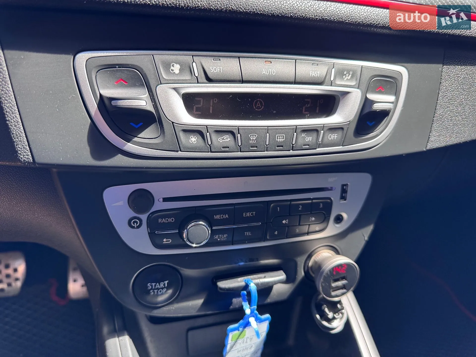 2013 Renault Megane - мініатюра 14