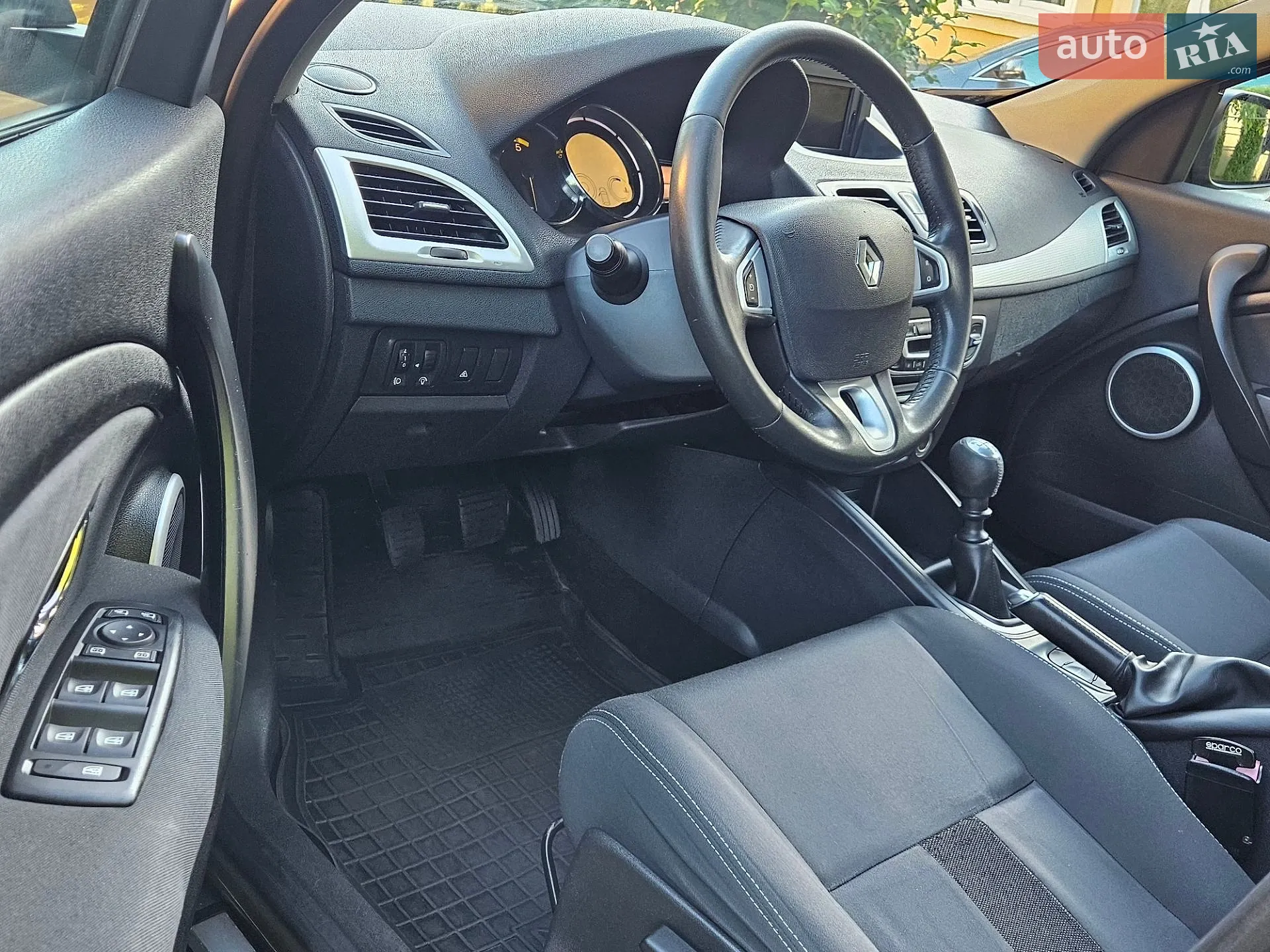 2011 Renault Megane - мініатюра 42