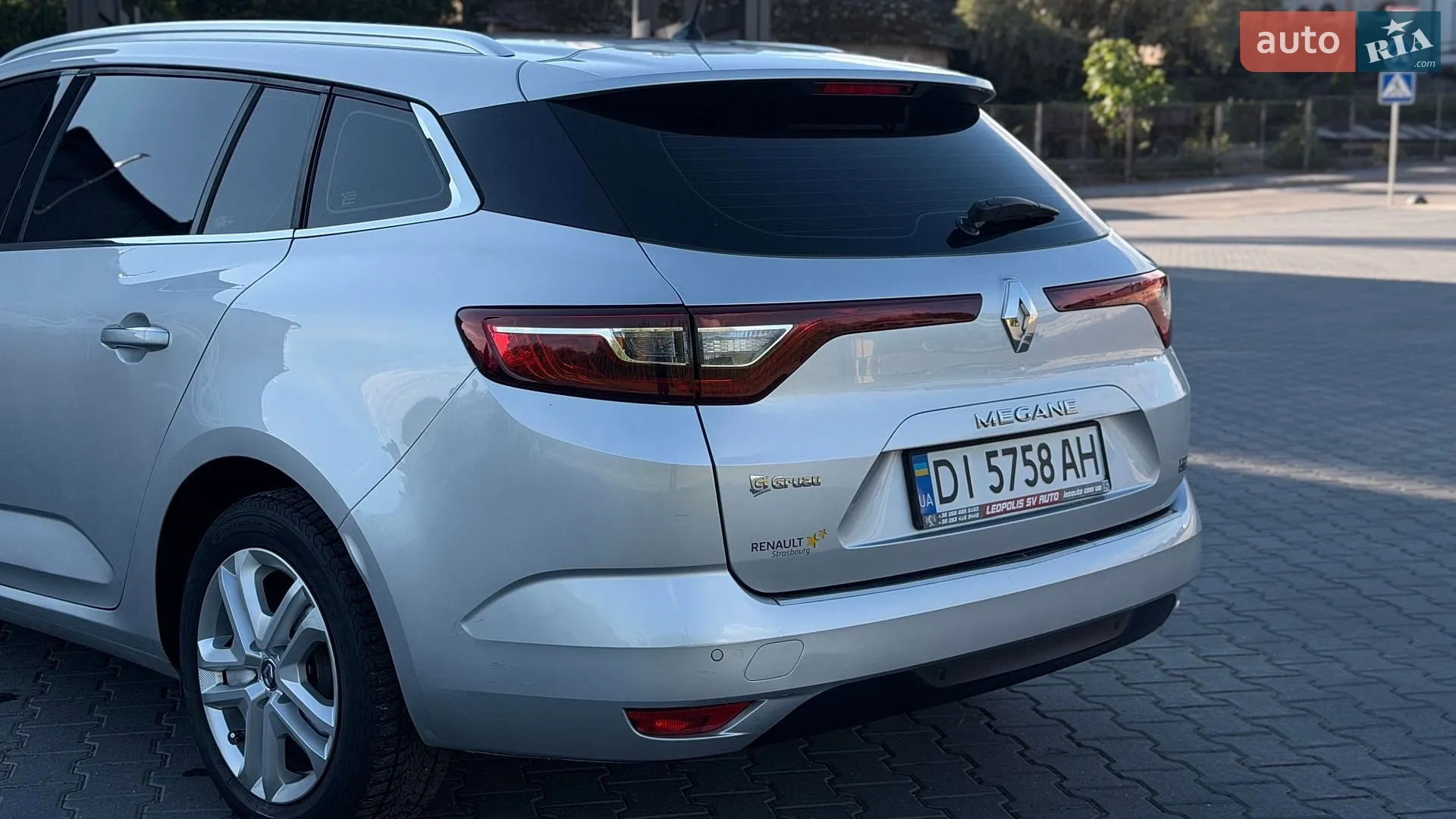 2016 Renault Megane - мініатюра 10