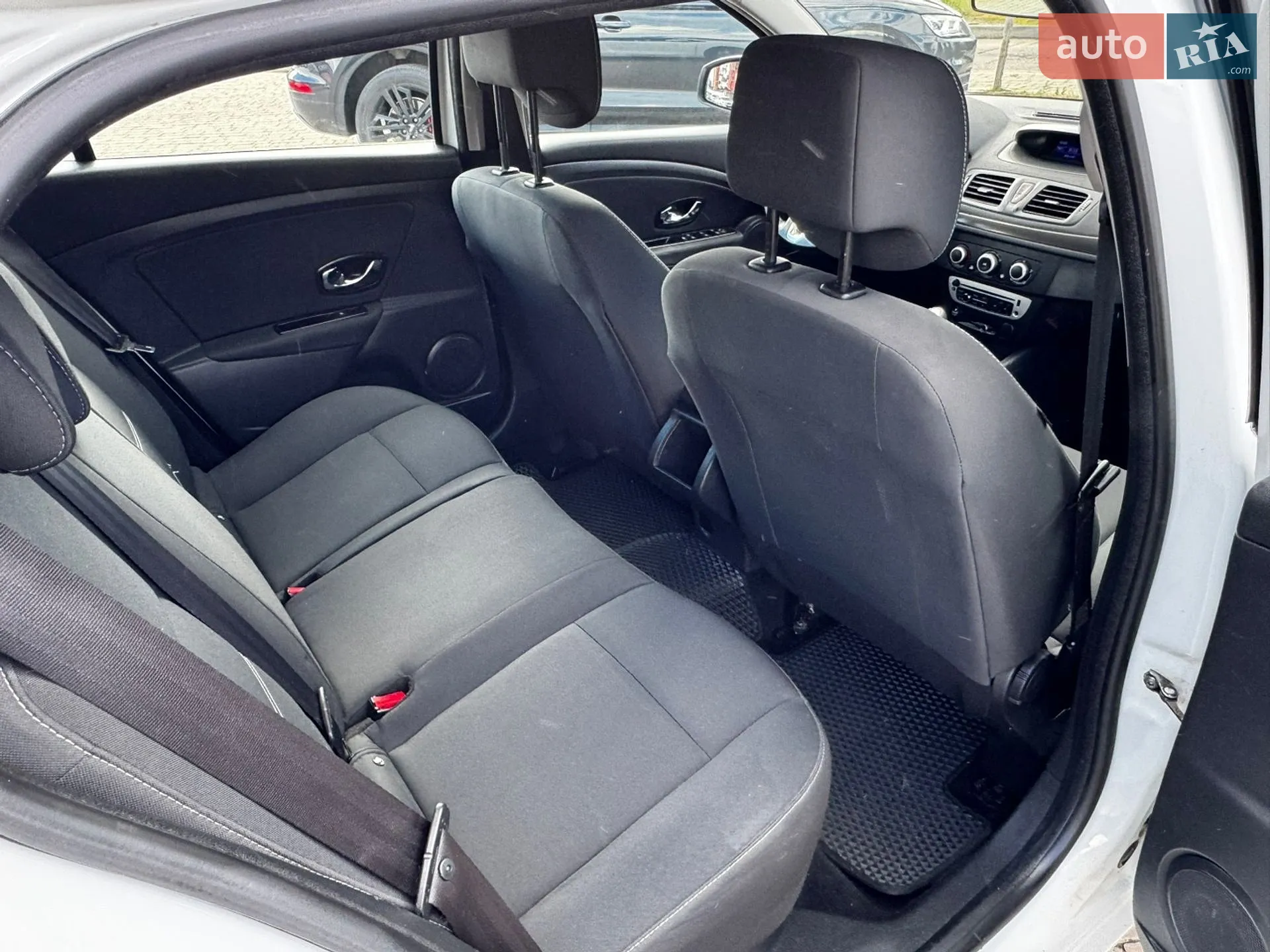 2015 Renault Megane - мініатюра 33