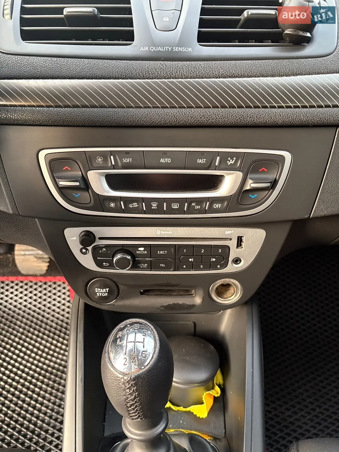 2012 Renault Megane - мініатюра 13