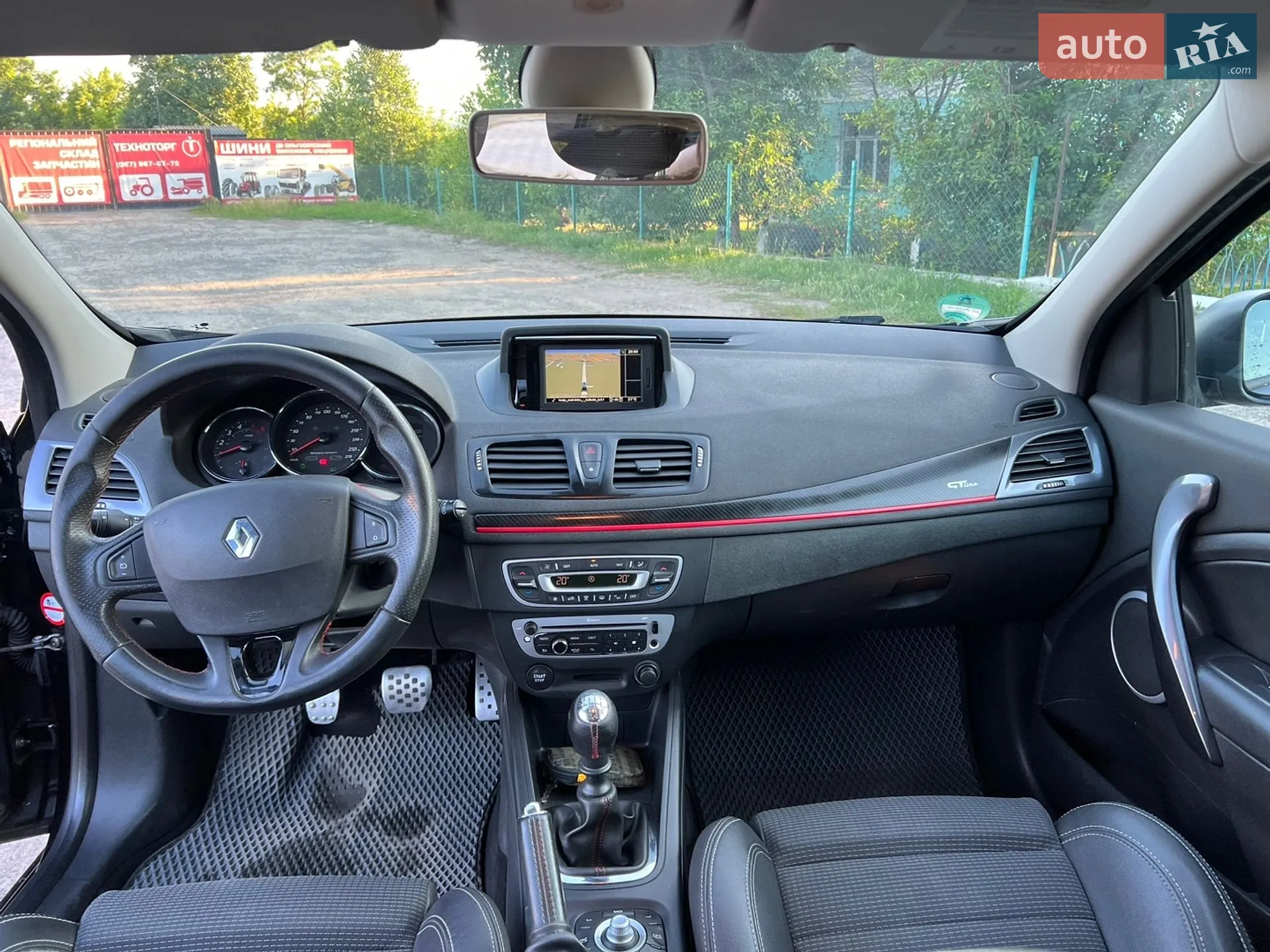 2012 Renault Megane - мініатюра 12