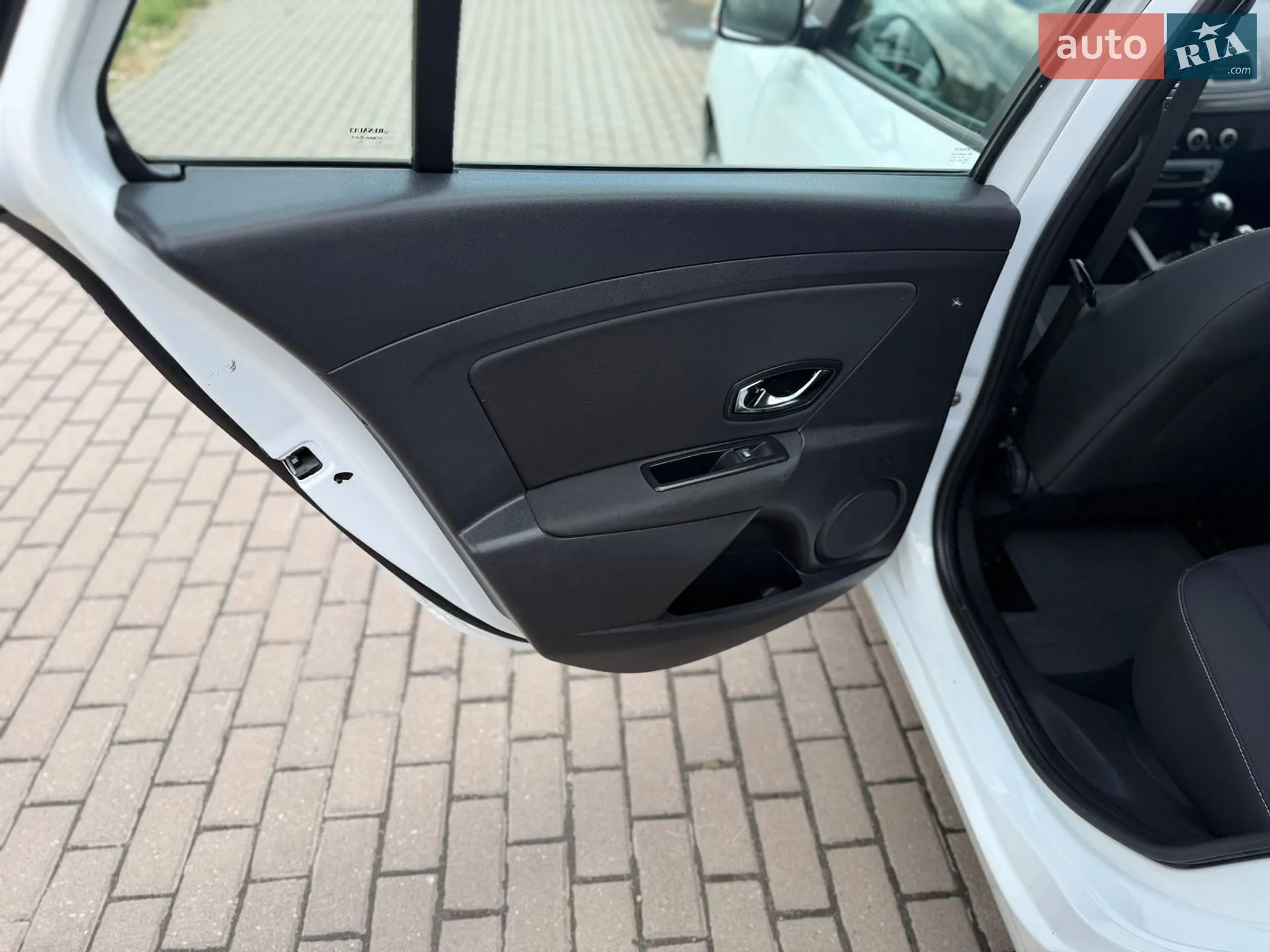 2014 Renault Megane - мініатюра 34