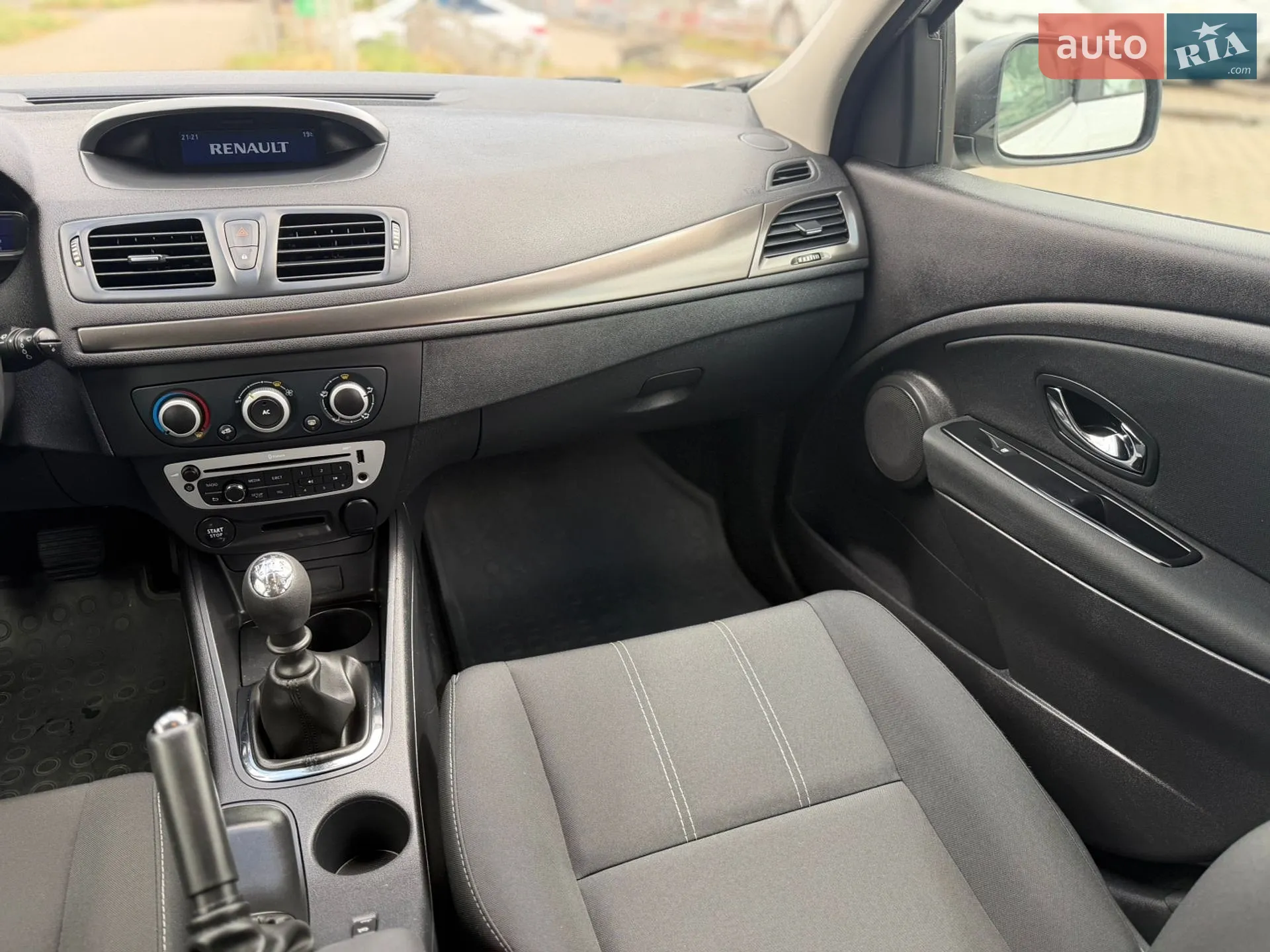 2014 Renault Megane - мініатюра 45