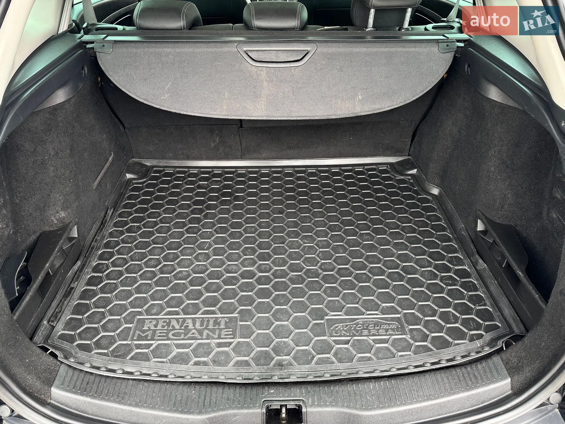 2012 Renault Megane - мініатюра 21