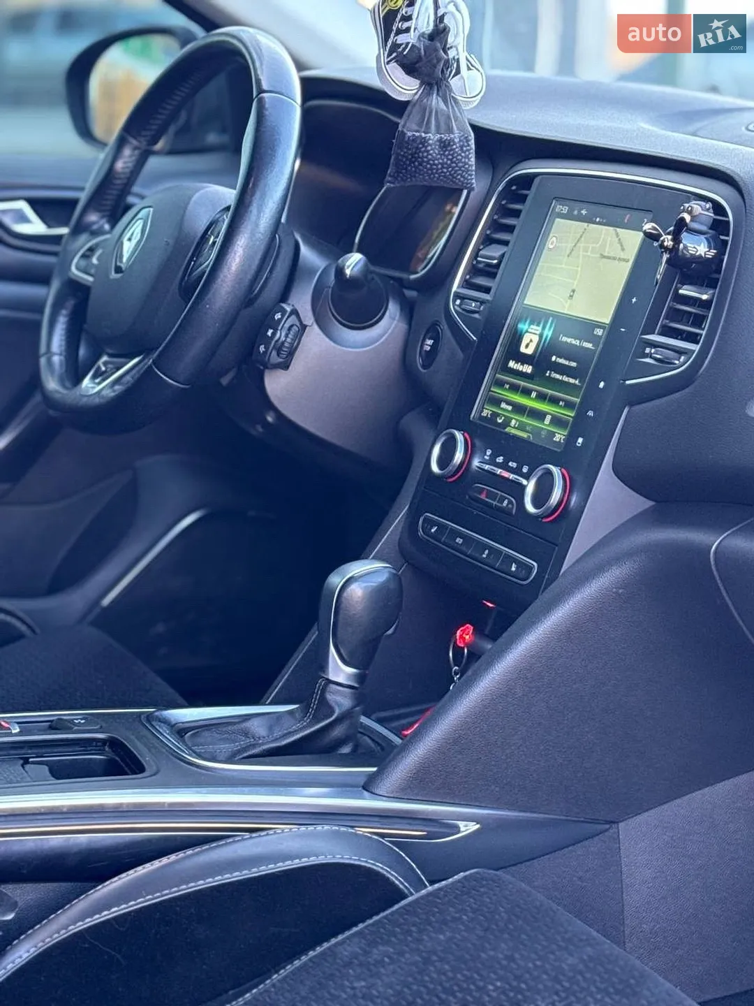 2017 Renault Megane - мініатюра 13