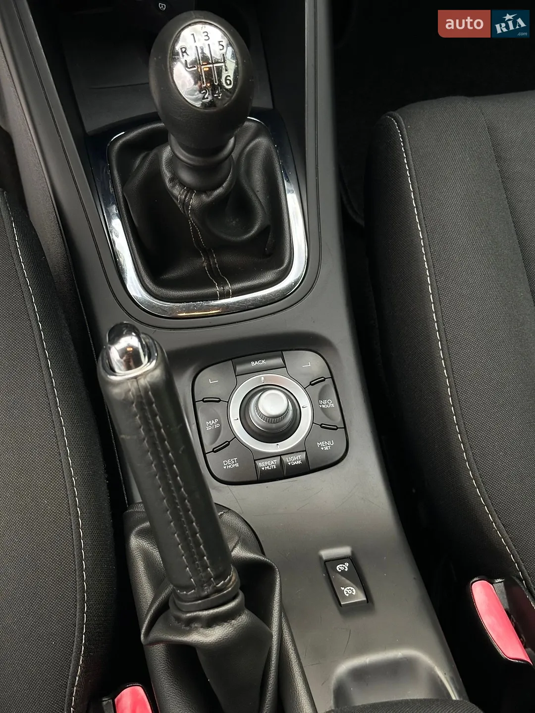 2015 Renault Megane - мініатюра 31