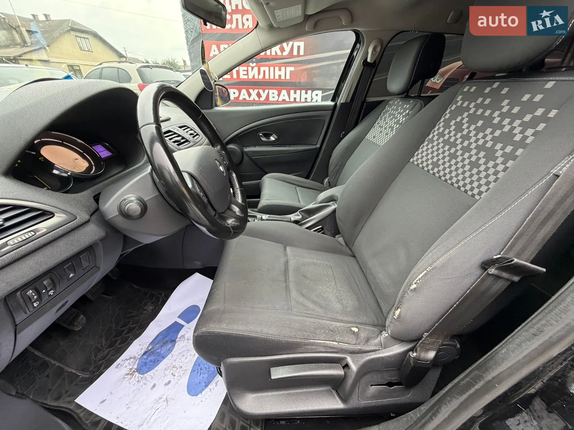 2013 Renault Megane - мініатюра 9