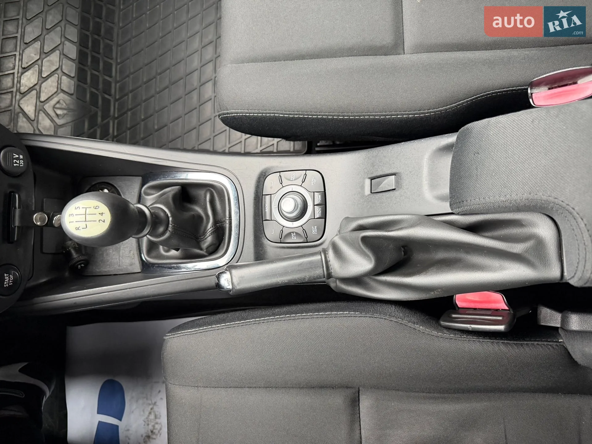 2013 Renault Megane - мініатюра 20