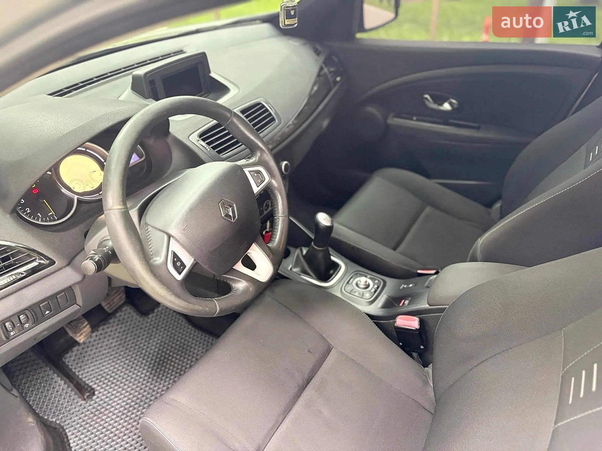 2011 Renault Megane - мініатюра 11