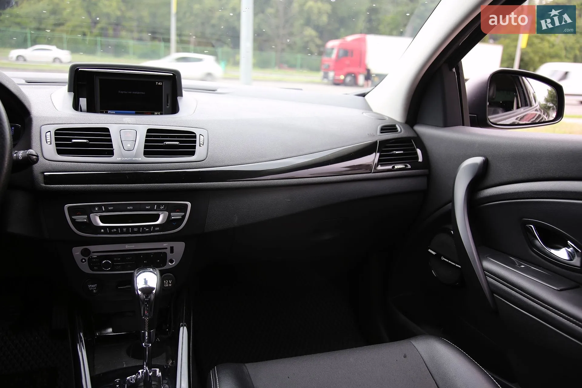 2013 Renault Megane - мініатюра 12