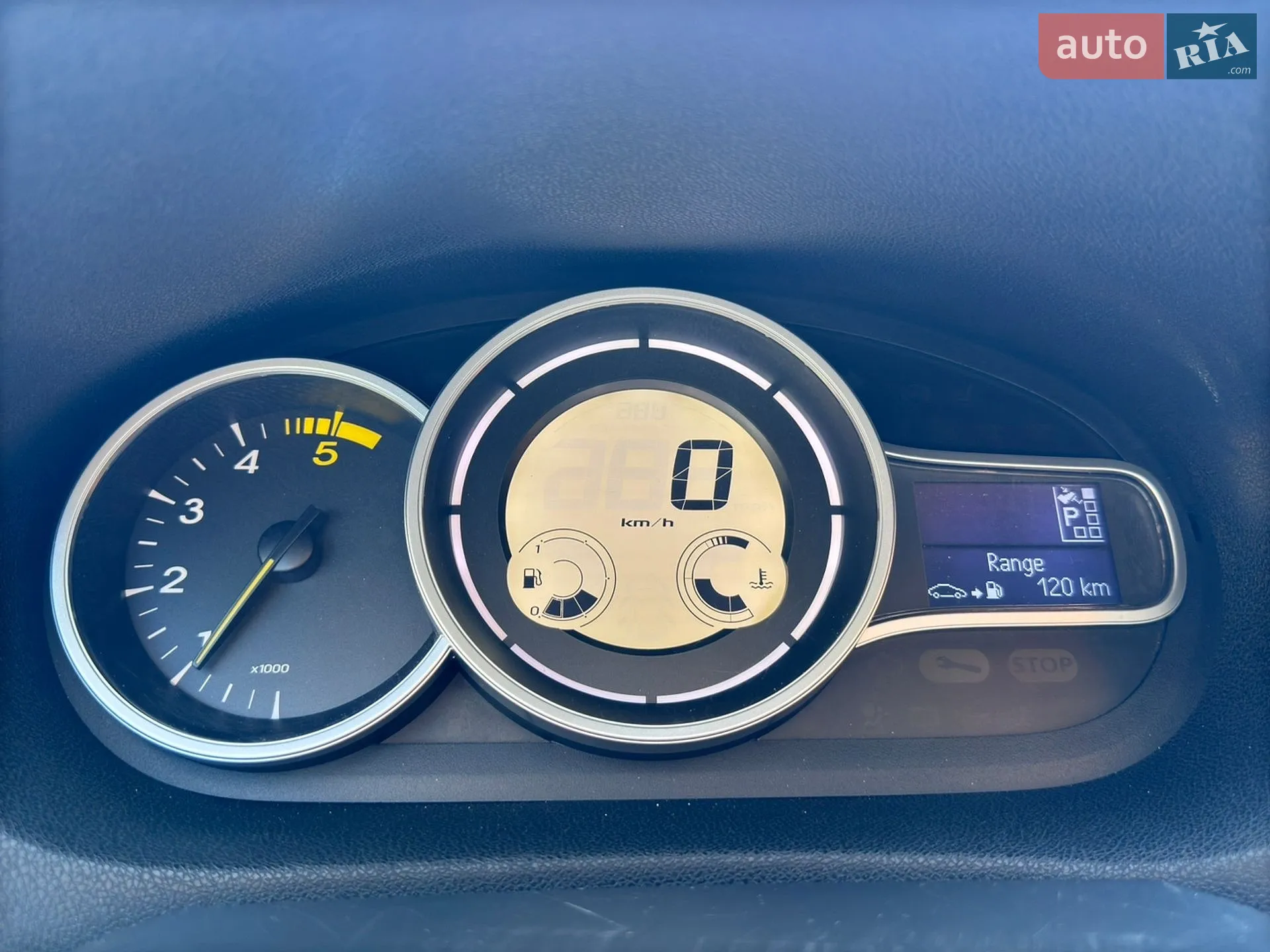 2010 Renault Megane - мініатюра 18