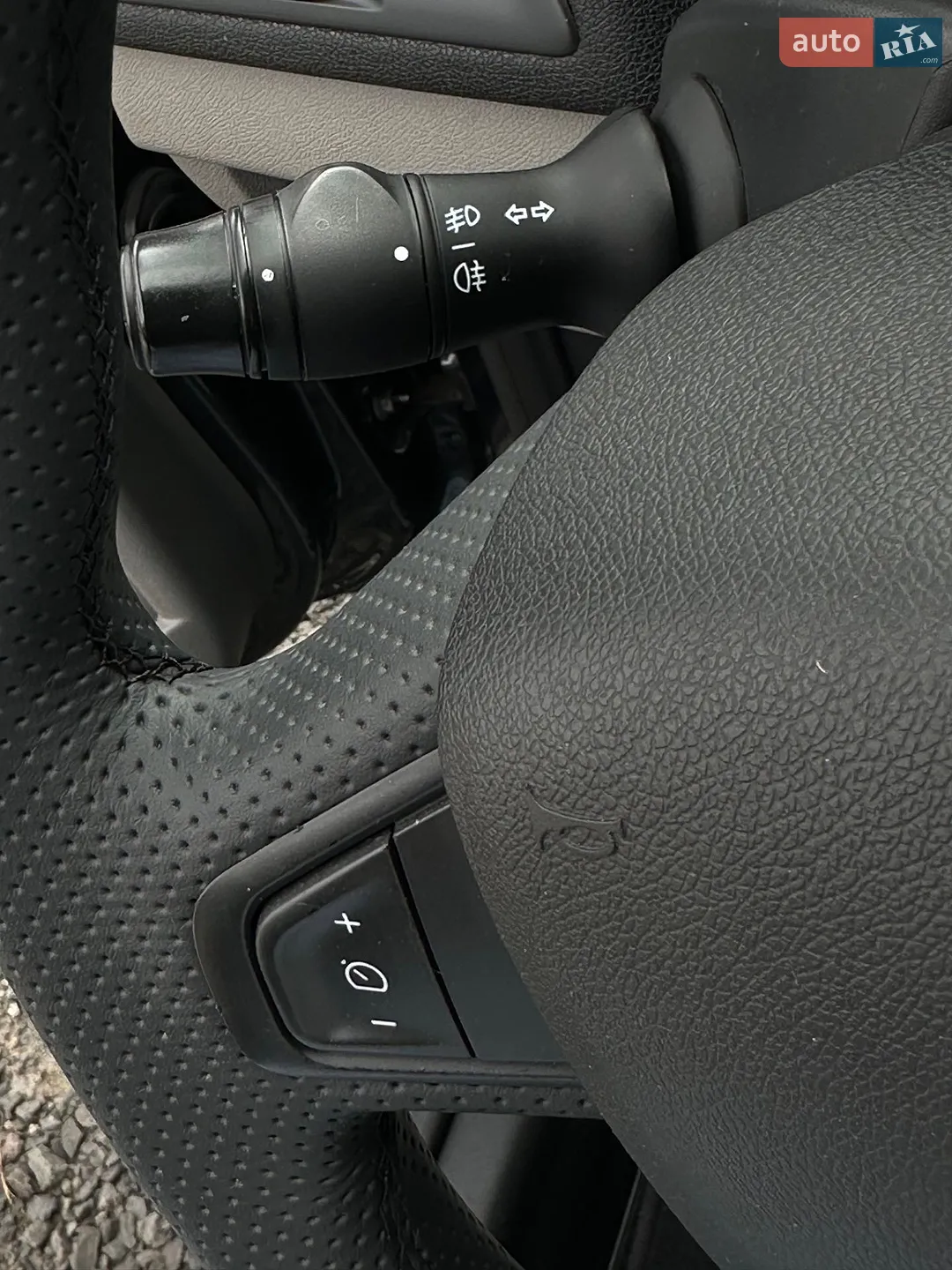 2011 Renault Megane - мініатюра 27
