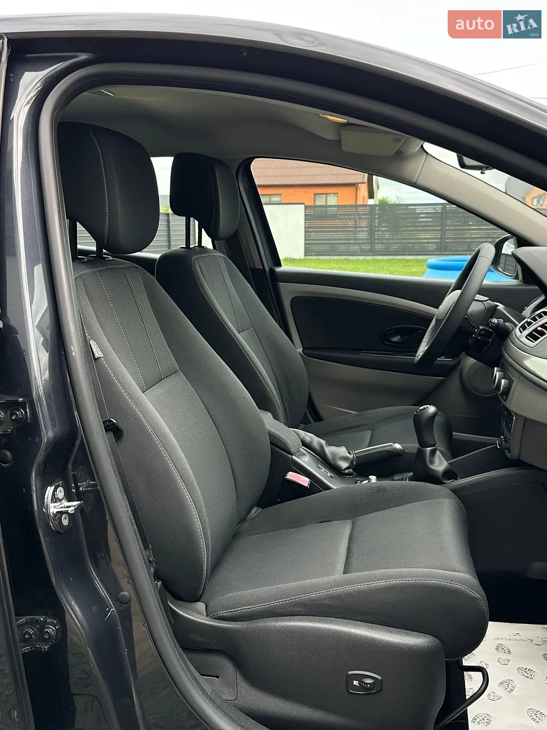 2011 Renault Megane - мініатюра 35