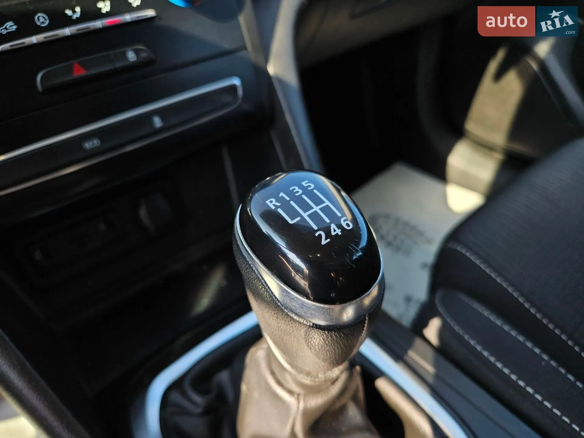 2018 Renault Megane - мініатюра 31