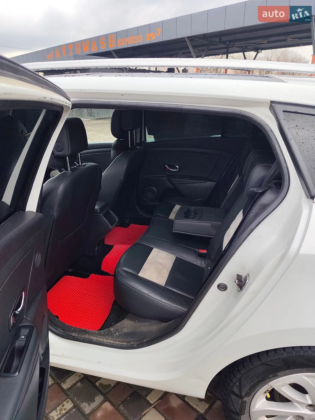 2014 Renault Megane - мініатюра 18