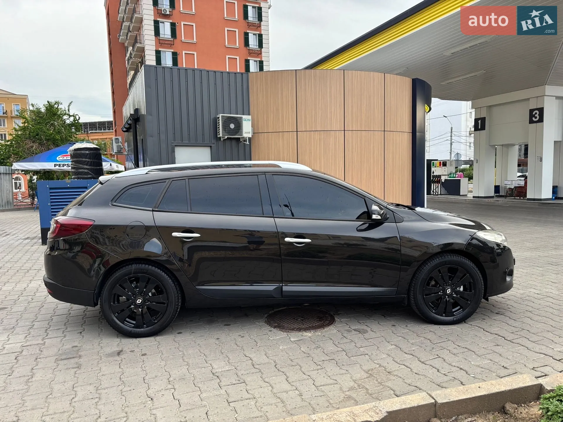 2010 Renault Megane - мініатюра 8