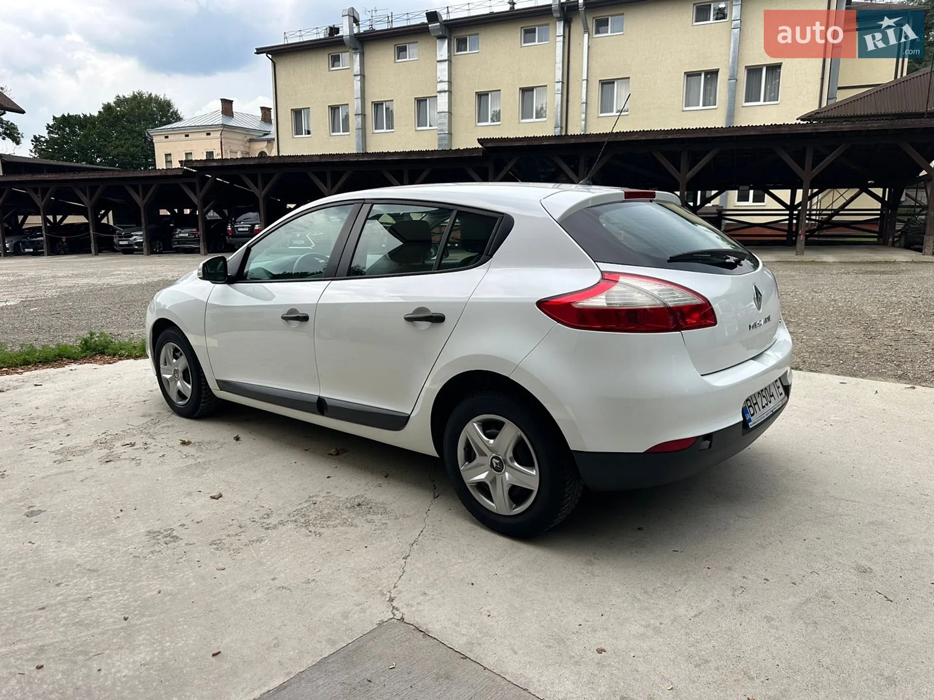 2010 Renault Megane - мініатюра 11