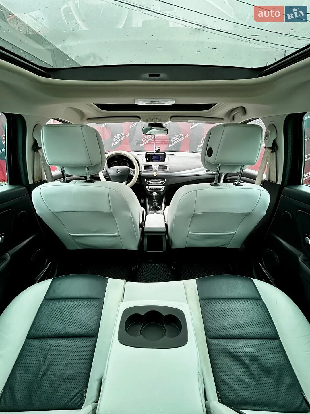 2012 Renault Megane - мініатюра 22