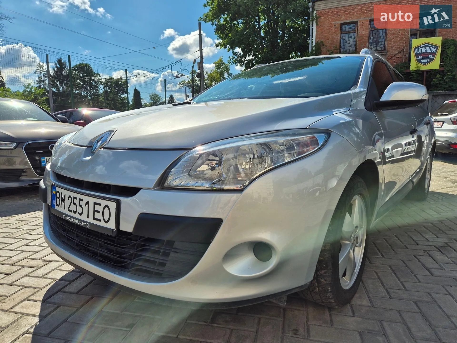 2010 Renault Megane - мініатюра 13