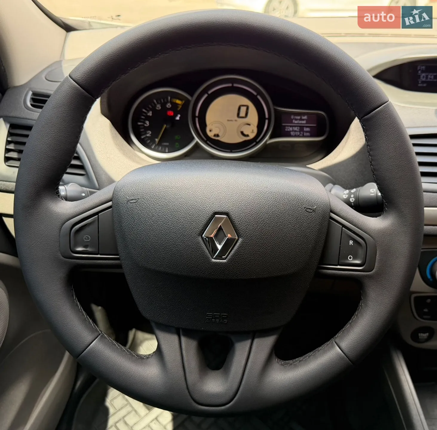 2011 Renault Megane - мініатюра 27