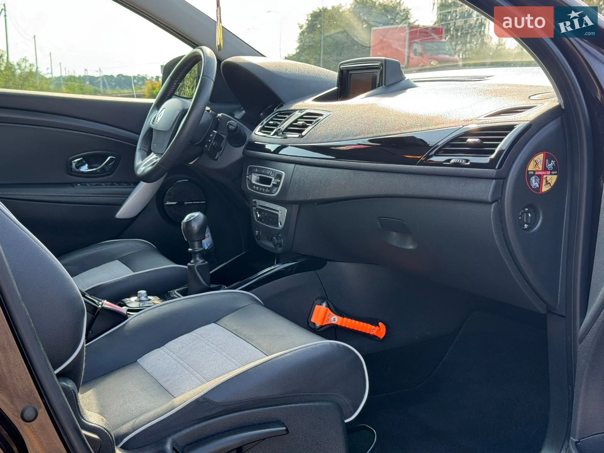 2012 Renault Megane - мініатюра 88
