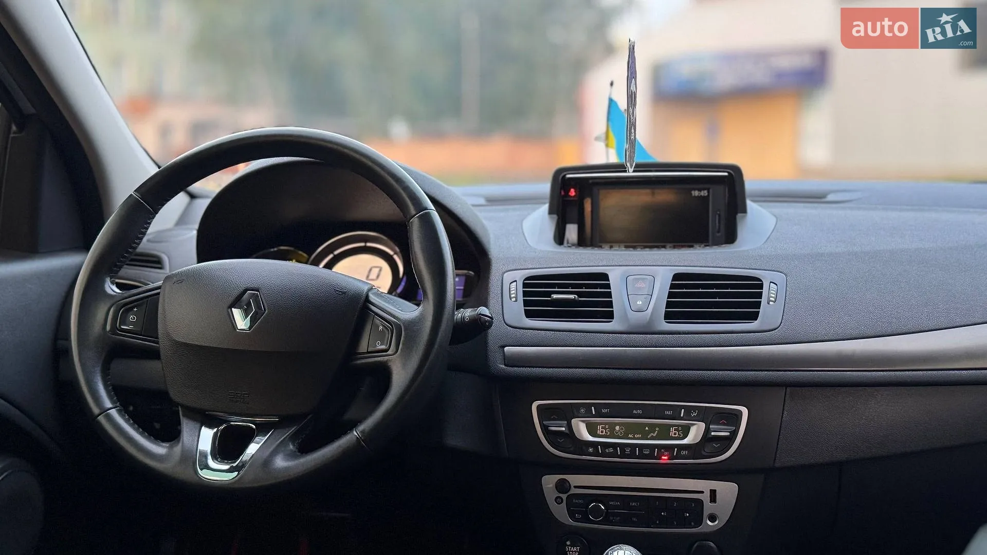 2014 Renault Megane - мініатюра 33