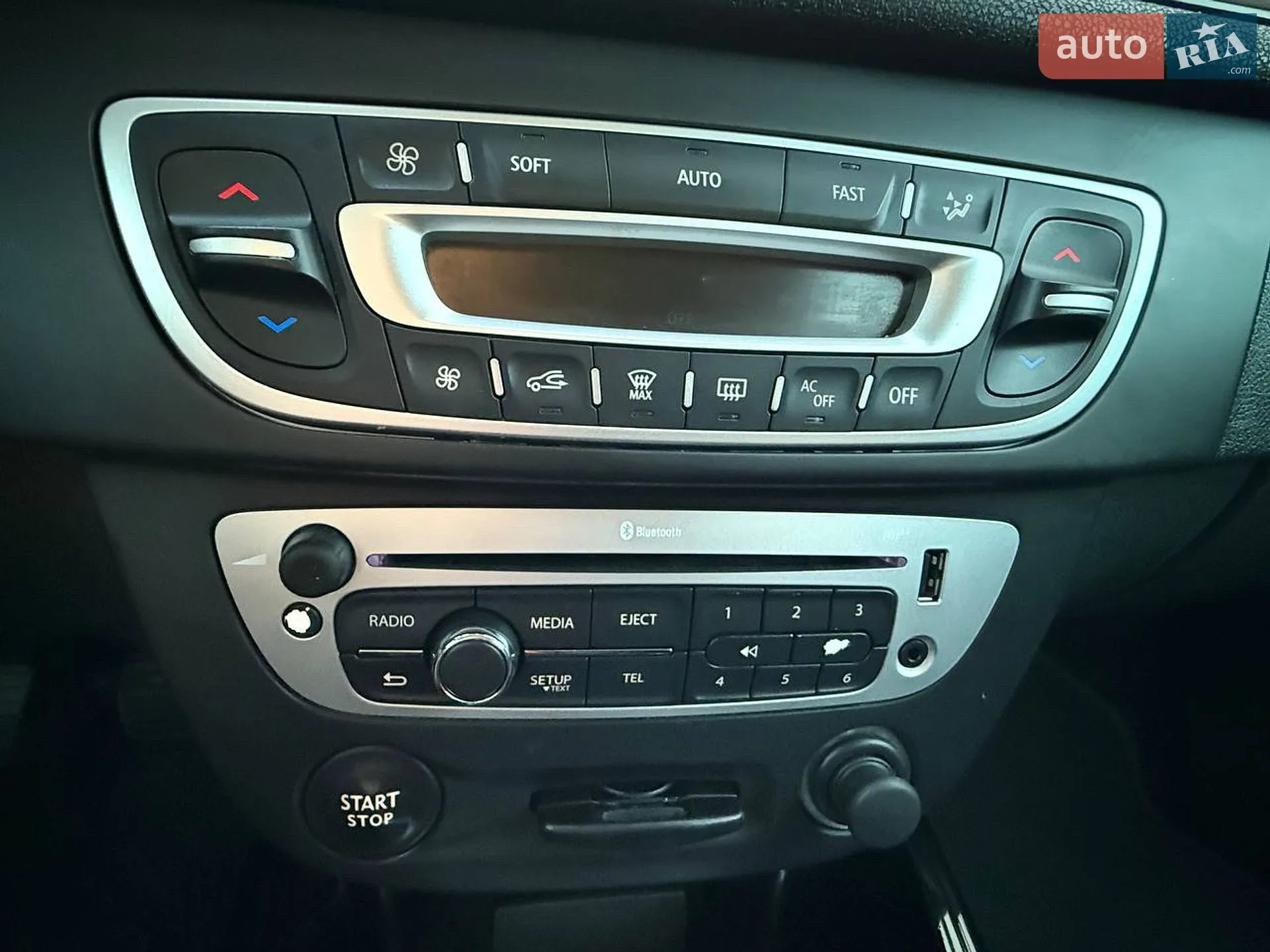 2012 Renault Megane - мініатюра 31