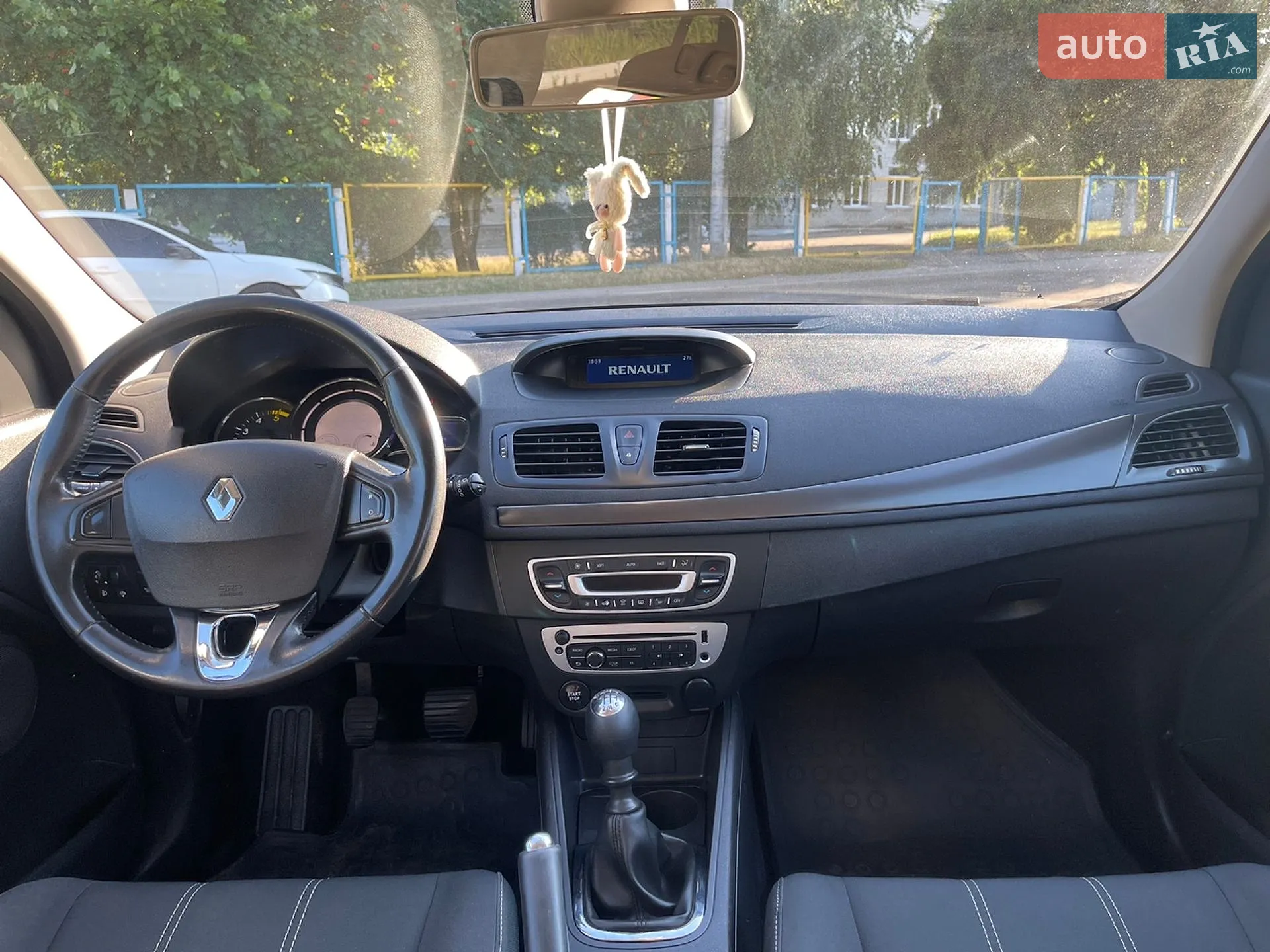 2014 Renault Megane - мініатюра 16