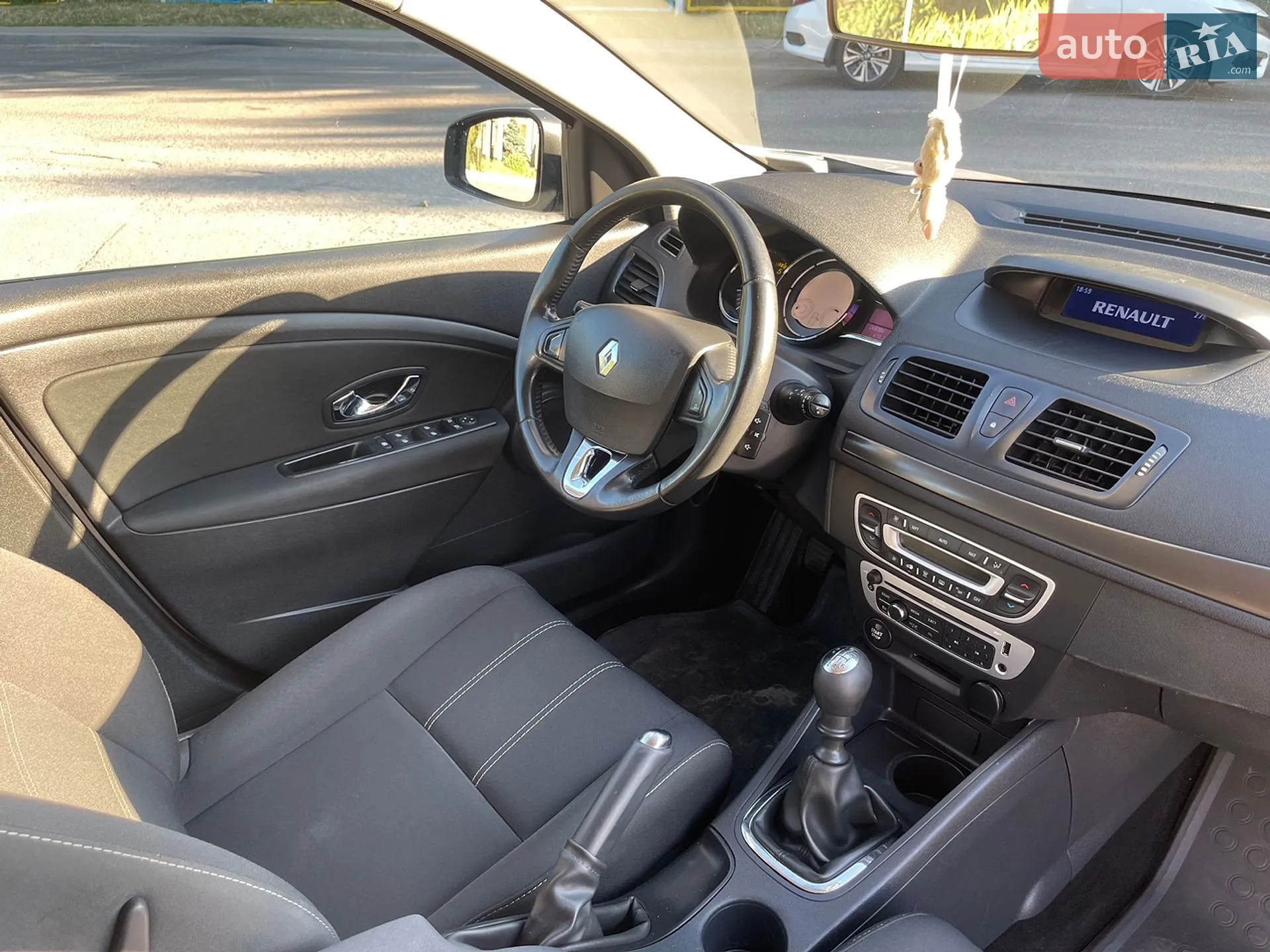 2014 Renault Megane - мініатюра 17