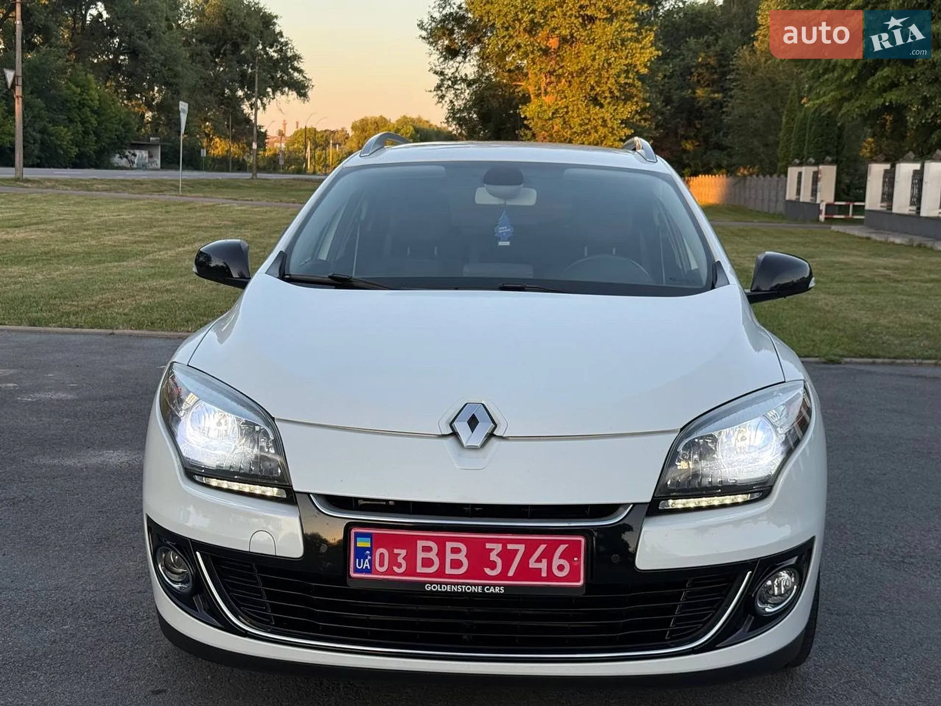 2012 Renault Megane - мініатюра 9