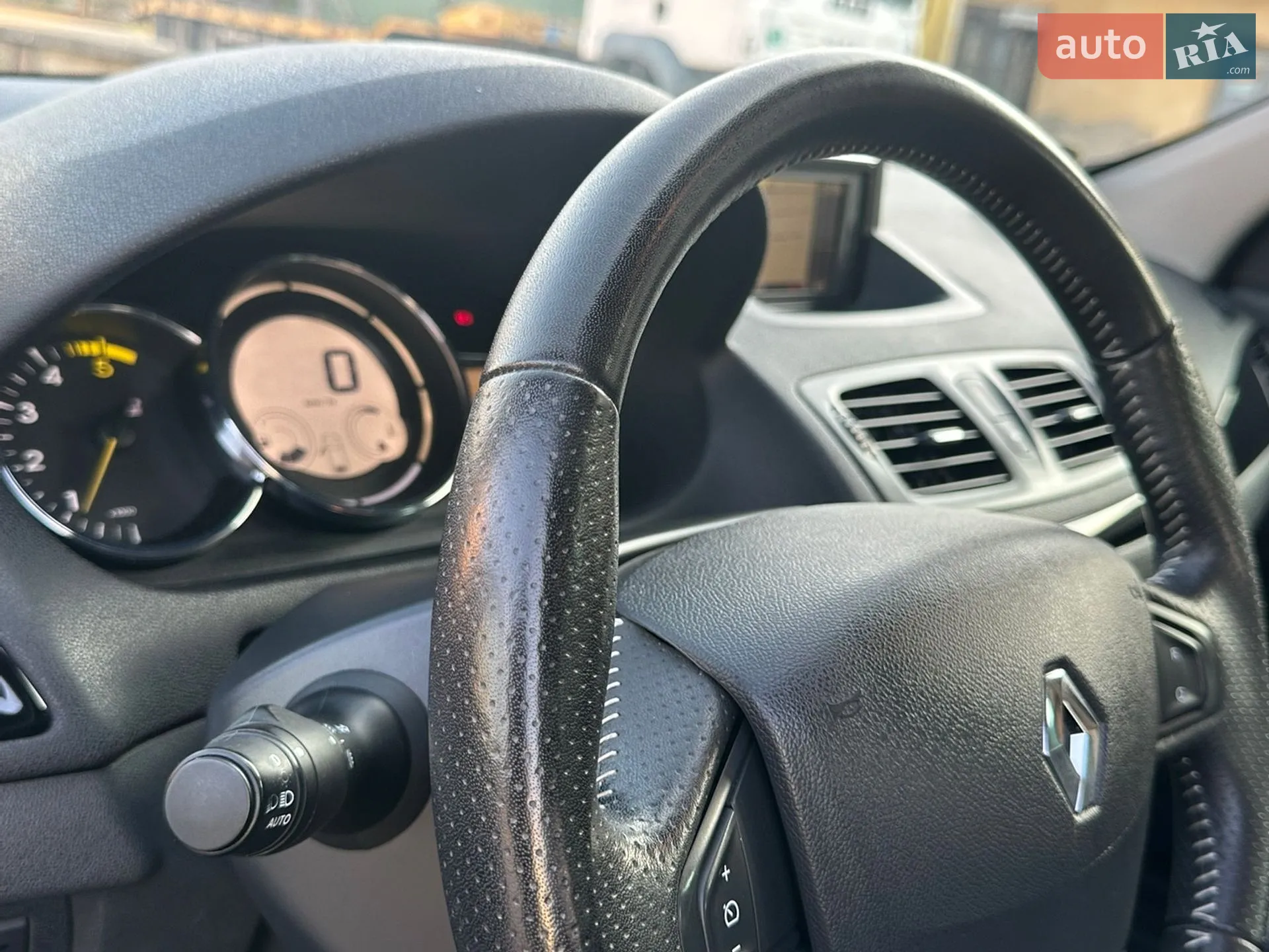 2013 Renault Megane - мініатюра 55