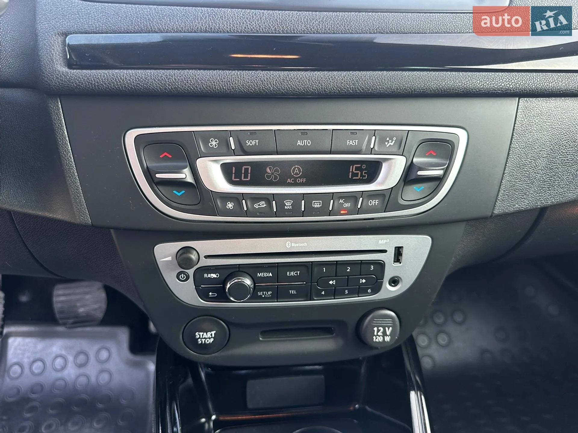 2013 Renault Megane - мініатюра 64