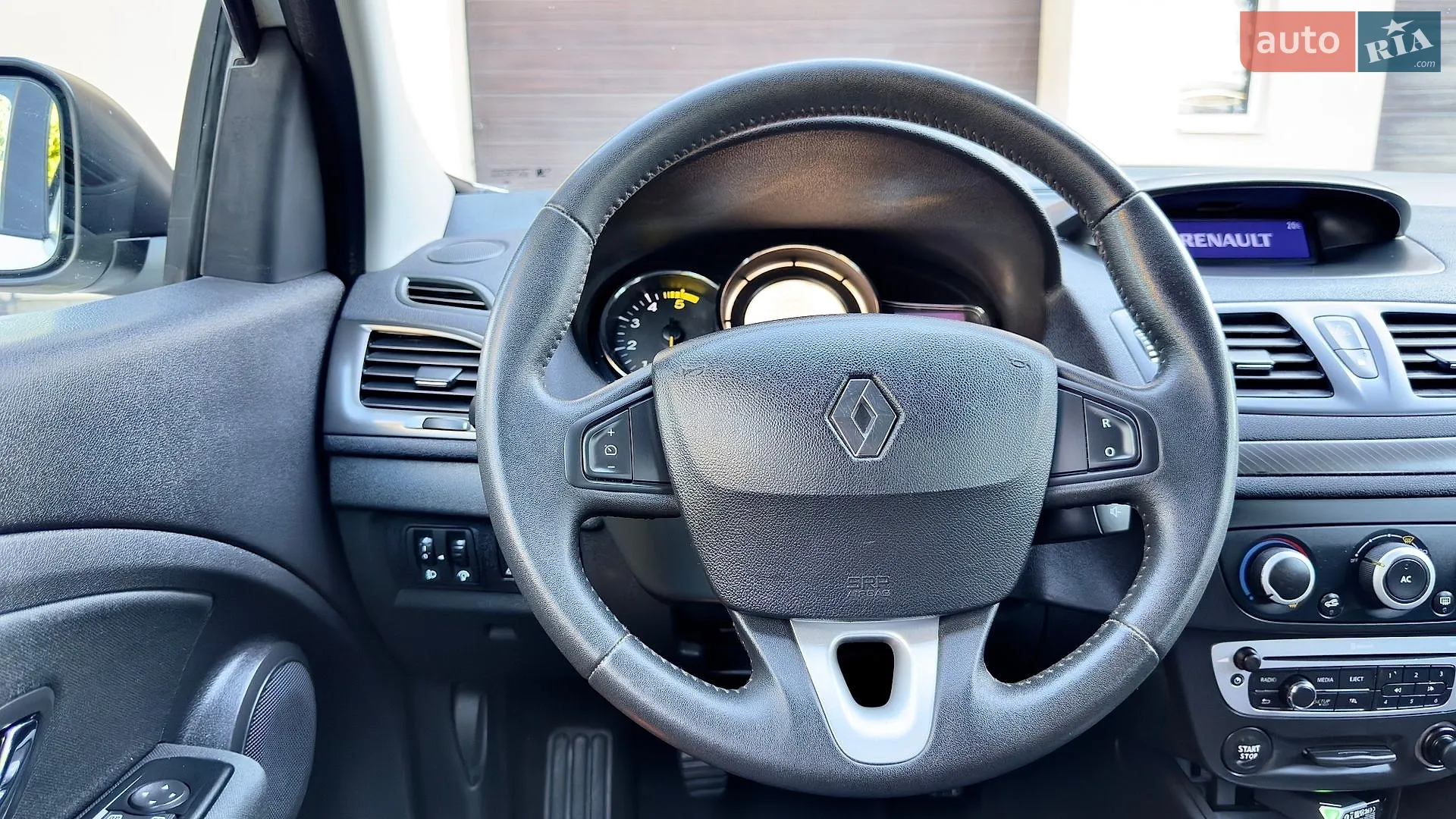 2013 Renault Megane - мініатюра 40