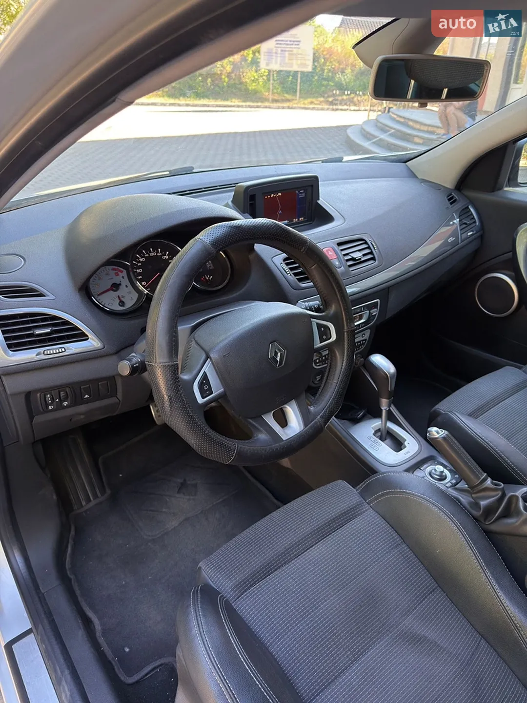 2011 Renault Megane - мініатюра 14
