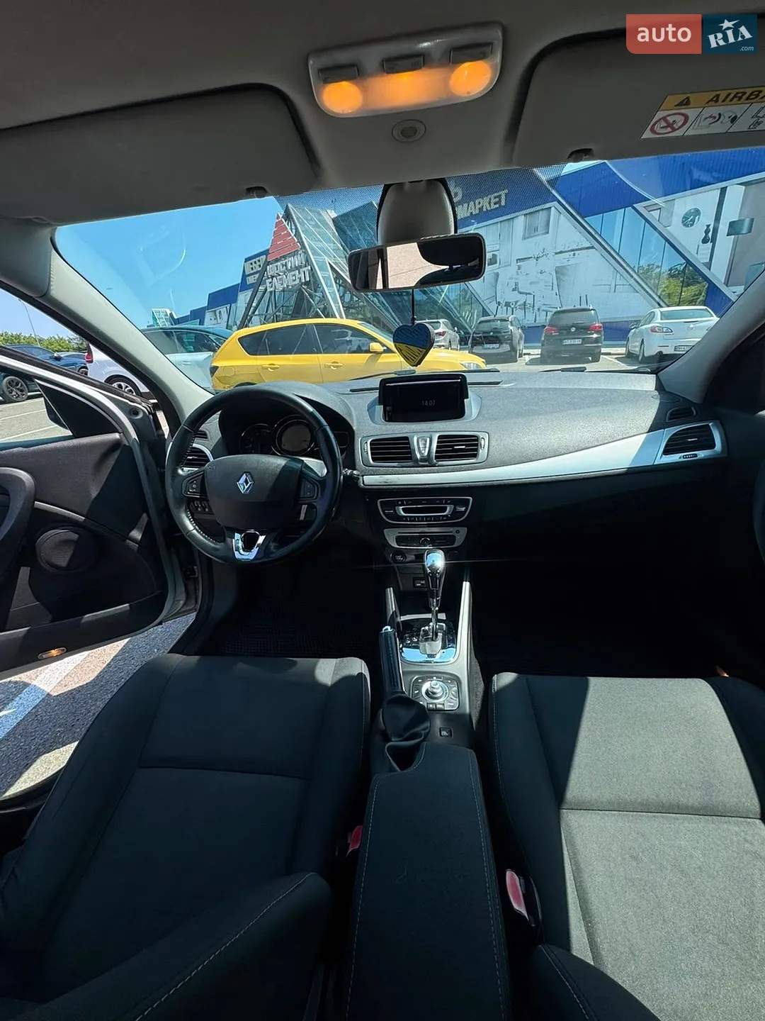 2014 Renault Megane - мініатюра 8