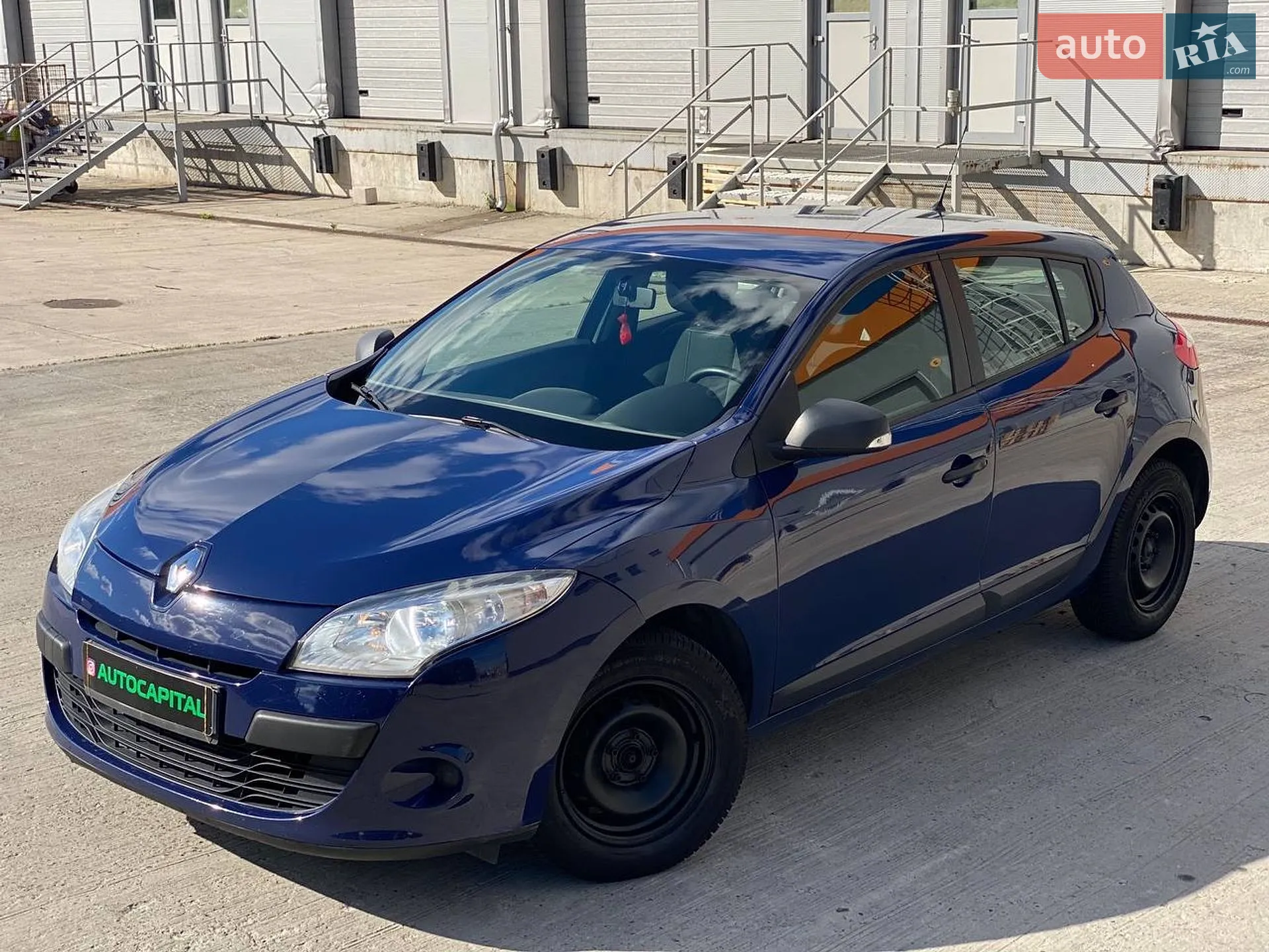 2010 Renault Megane - мініатюра 3
