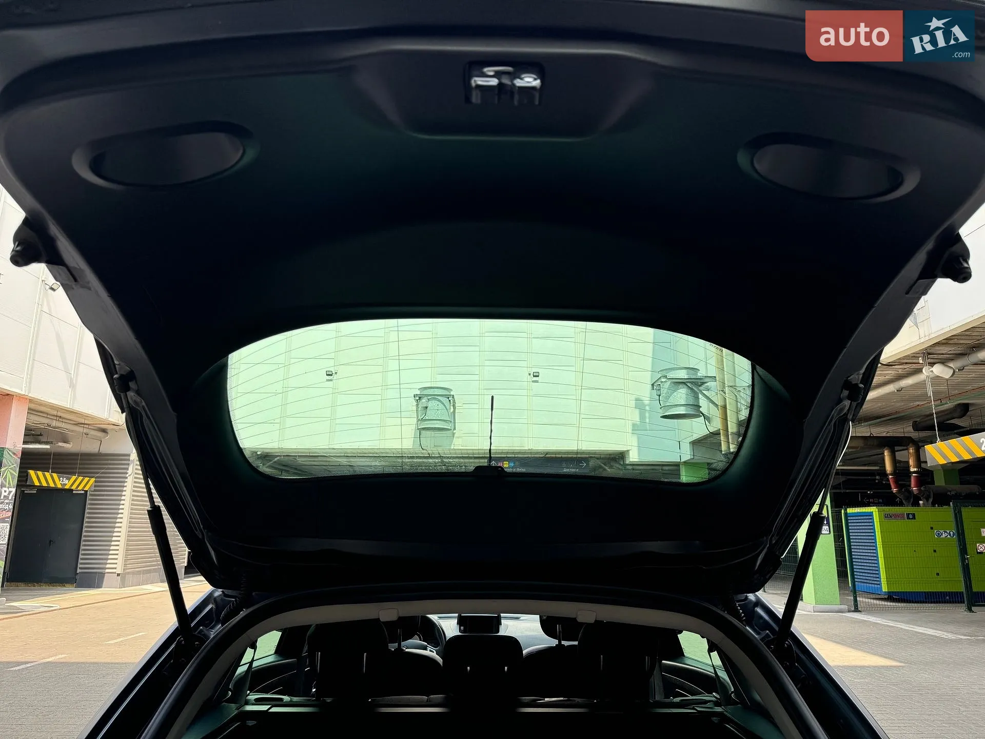 2012 Renault Megane - мініатюра 21
