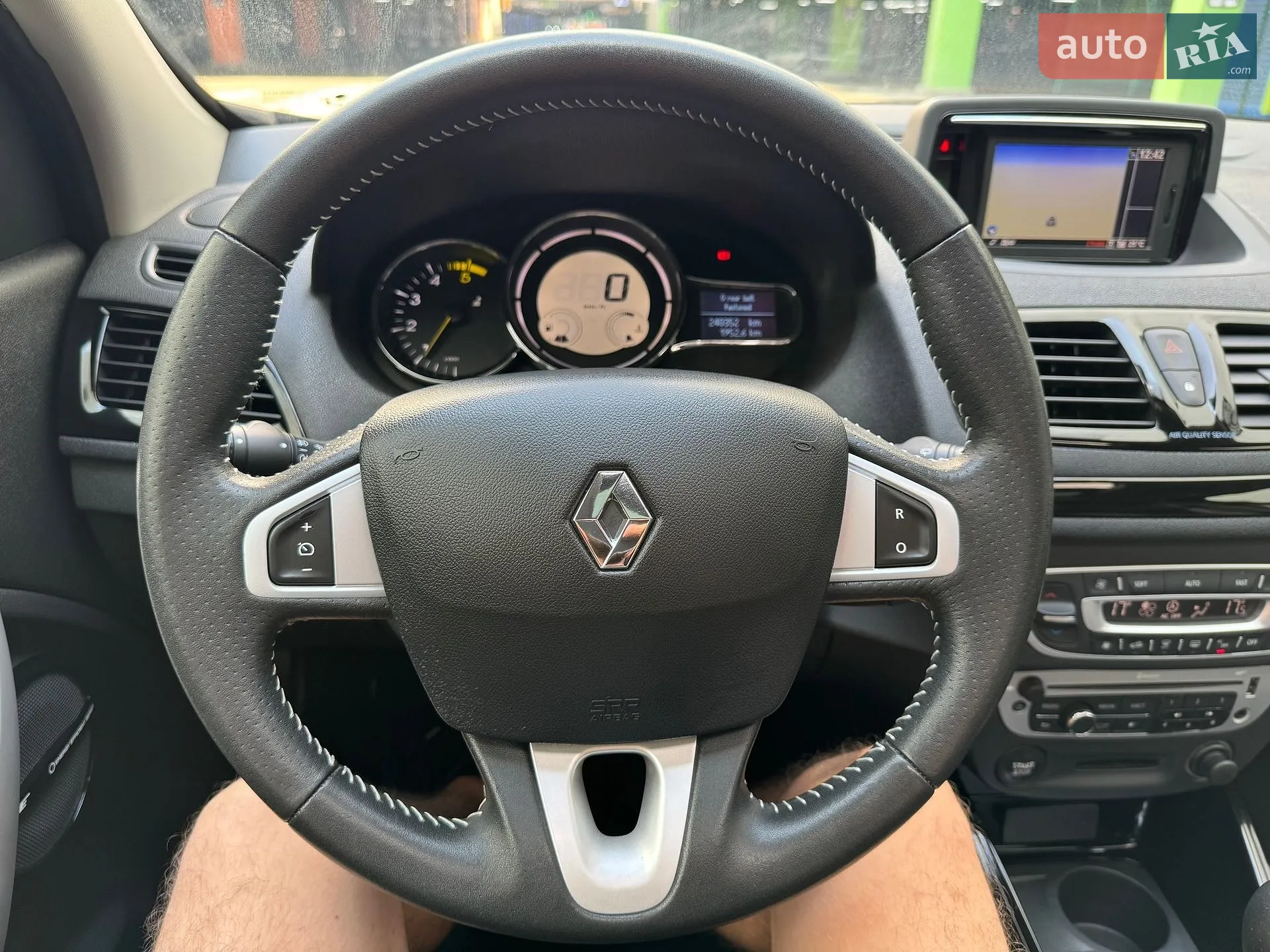 2012 Renault Megane - мініатюра 31
