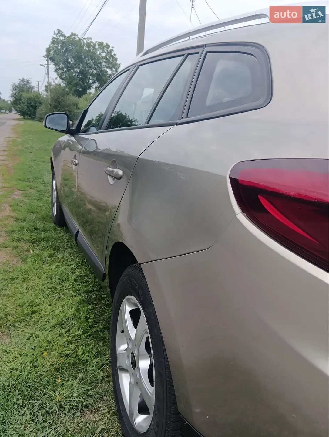 2010 Renault Megane - мініатюра 11