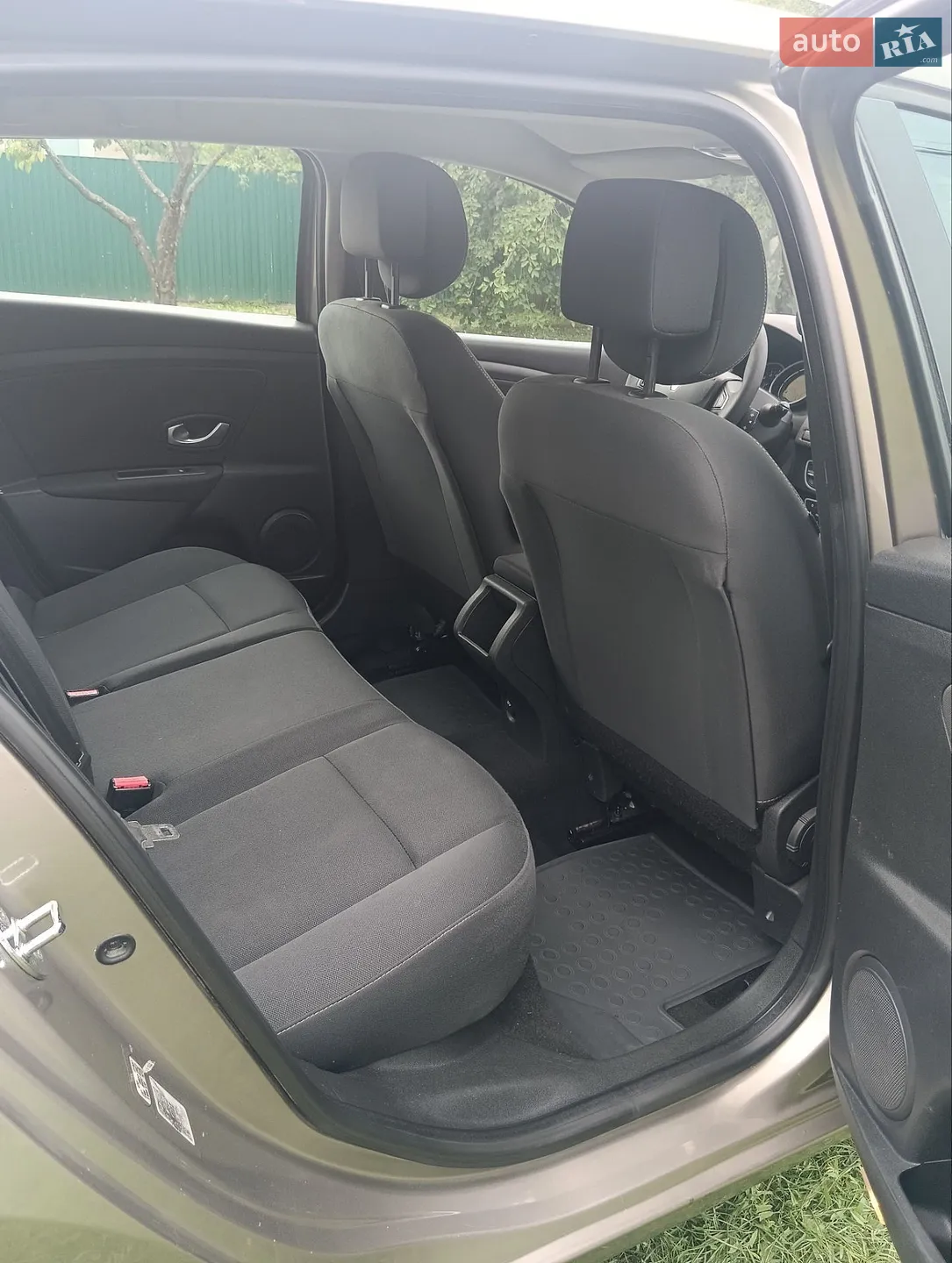 2010 Renault Megane - мініатюра 15