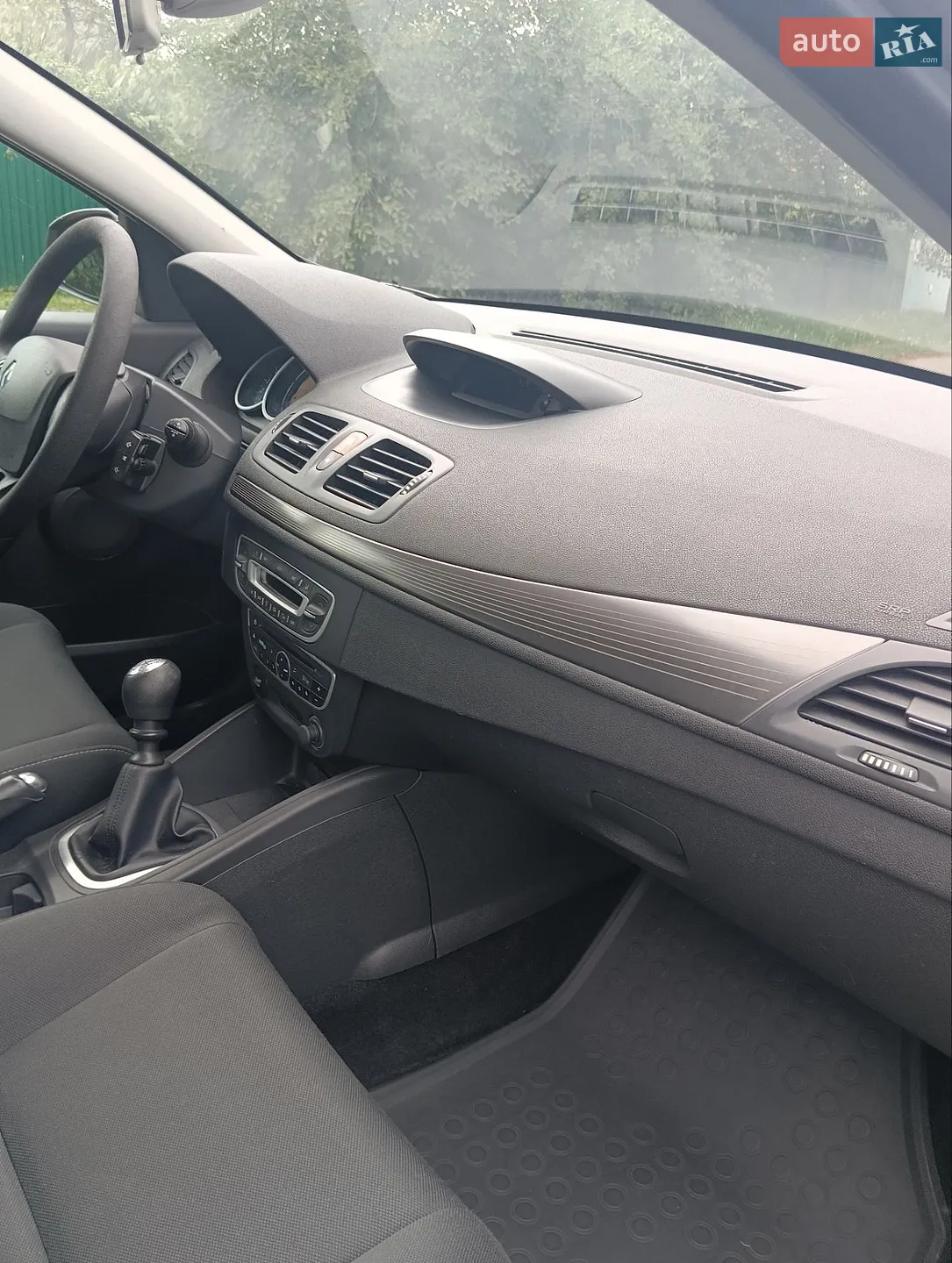 2010 Renault Megane - мініатюра 18