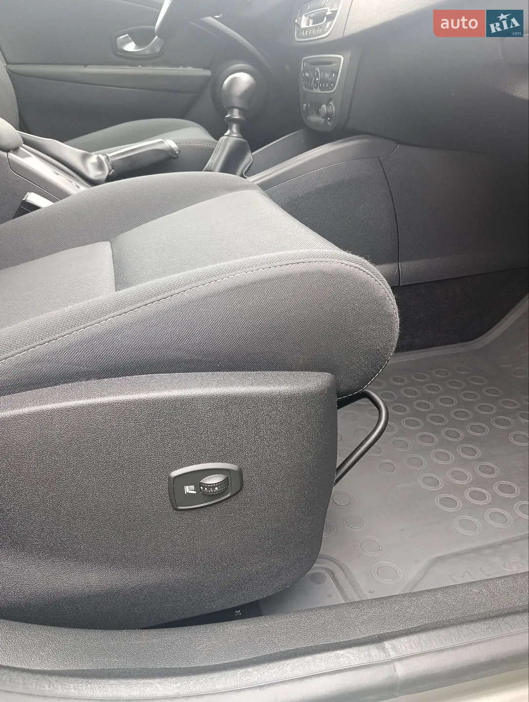 2010 Renault Megane - мініатюра 17