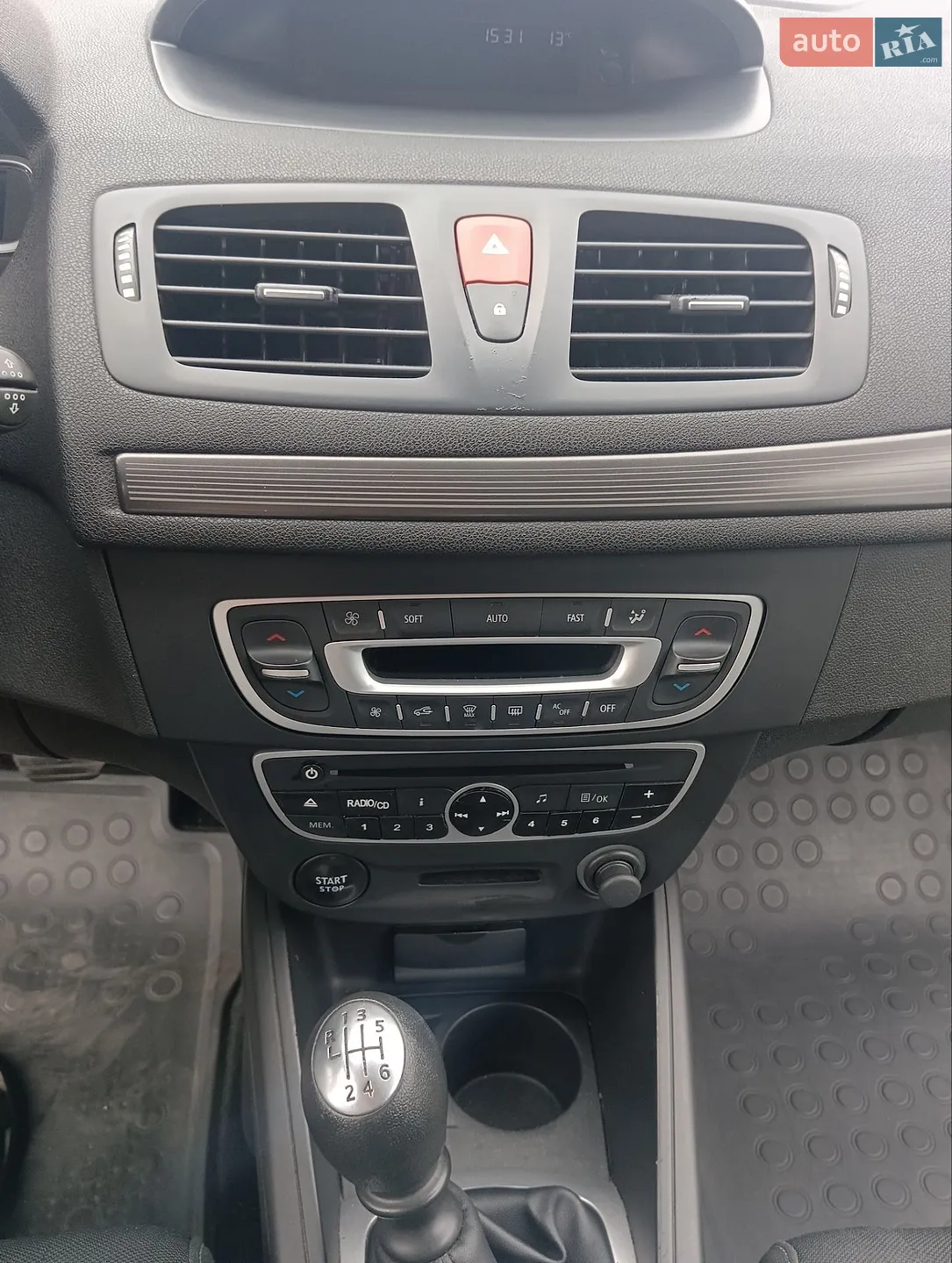 2010 Renault Megane - мініатюра 25